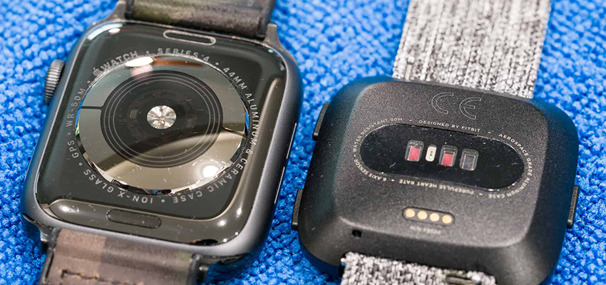 Fitbit Versa Vs Apple Watch Series 4 Fitness Tracking Heart Rate Sensor
