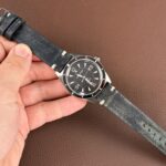 <span class="product-title-compatibility">Hand-Stitched Vintage Washed Leather Strap <br><small>With Quick Release</small></span>